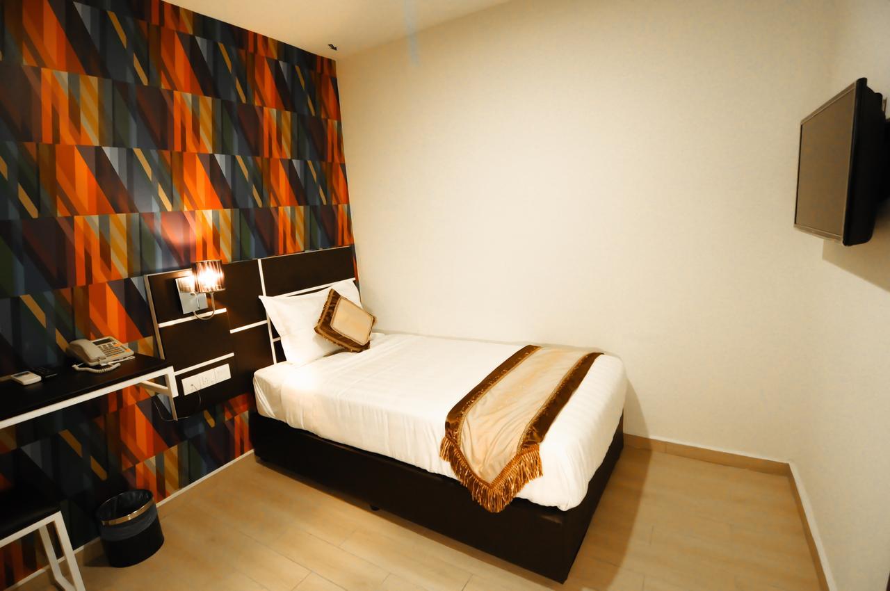 K Garden Hotel Parit Buntar Rom bilde
